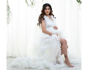W355, White Ruffled Frill Maternity Shoot Gown With Inner, Size(ALL)pp