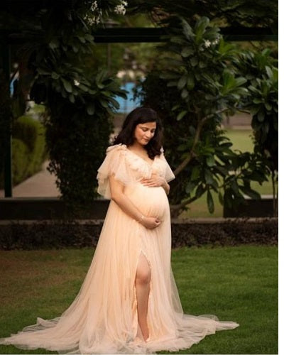 G987, Light  Peach Ruffled Maternity Shoot  Gown, Size (All) pp