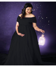 Load image into Gallery viewer, G32 , Black  Prewedding  Shoot Gown, Size (All)pp
