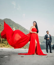 Load image into Gallery viewer, G59(2) , Red Tube Slit Cut Prewedding Long Trail Gown, Size(All)