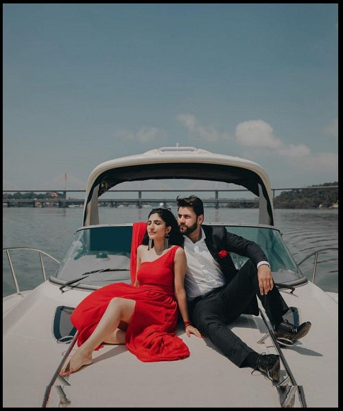 G885 , Red One Shoulder  Slit Cut  Long Trail Gown (All Sizes)pp
