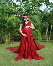 Load image into Gallery viewer, G422(4), Dark Wine Maternity Shoot  Gown, Size (All)