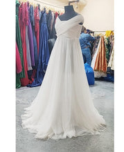 Load image into Gallery viewer, W922, White Prewedding Shoot Gown, Size (All)