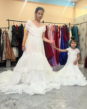 Load image into Gallery viewer, W55, White Ruffled Mother Daughter Shoot Gown, Size (All)pp