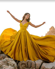 Load image into Gallery viewer, G650, Mustard slit cut shoot Long Trail Gown, Size (All)