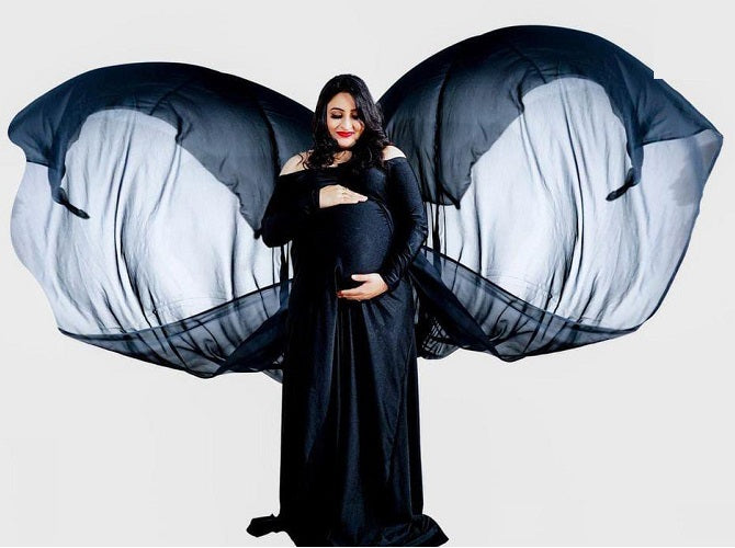 G4 Black  Maternity Shoot Trail Baby Shower  Lycra Fit Gown, Size (All)