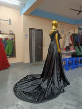 Load image into Gallery viewer, G904 (2), Black satin slit cut PreWedding Shoot Long Trail Gown, Size (All)