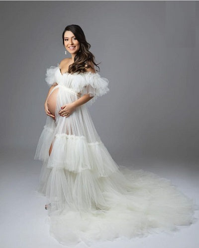 W2008, White Ruffled Slit Cut Maternity Shoot Trail Gown With Inner, Size (All)pp