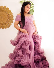 Load image into Gallery viewer, G1041, Peach Ruffled Maternity Shoot Trail Gown, Size(All)