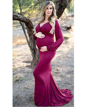 Load image into Gallery viewer, G1054, Burgundy Full Sleeves Maternity Shoot Trail Gown (All Sizes)pp