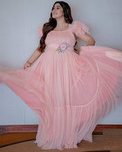 Load image into Gallery viewer, G1141, Peach Frilled Maternity Shoot Gown Size (All) pp