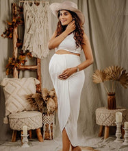 Load image into Gallery viewer, G479, White Body Fit Maternity Shoot Trail Gown Size (All)pp