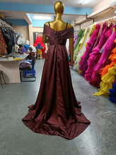 Load image into Gallery viewer, G905,Dark Wine Satin Slit Cut Long Trail Shoot Gown, Size (All)