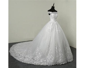 W175, White Off Shoulder Trail Ball Gown, Size (XS-30 to XL-40)