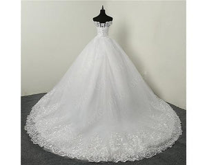 W175, White Off Shoulder Trail Ball Gown, Size (XS-30 to XL-40)