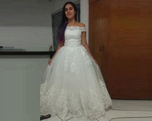 Load image into Gallery viewer, W175, White Off Shoulder Trail Ball Gown, Size (XS-30 to XL-40)