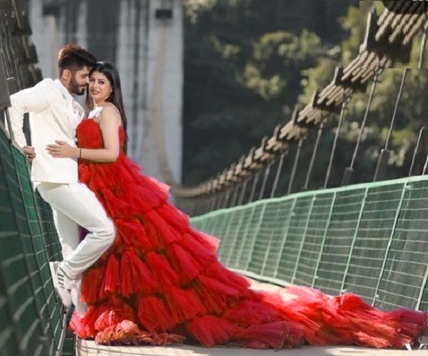 G4040 , Red Ruffle Long Trail Shoot Gown, Size (All)