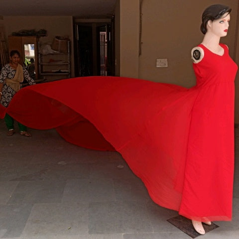 G700, Red Long Trail Prewedding Shoot Gown, Size(All)