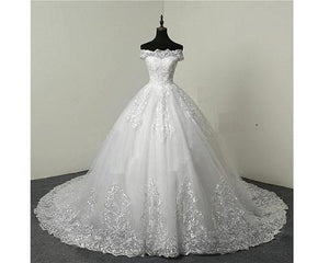 W175, White Off Shoulder Trail Ball Gown, Size (XS-30 to XL-40)